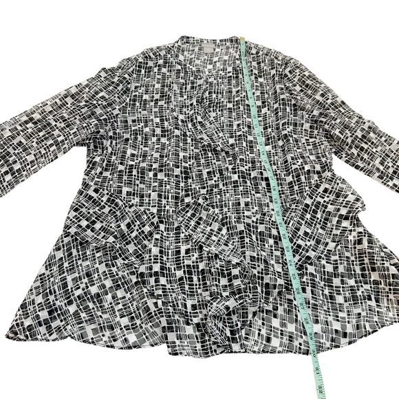 Chico’s Blouse Size 2=12/14 Black White With Sparkly Gold Thread Printed Ruffle - Picture 12 of 16